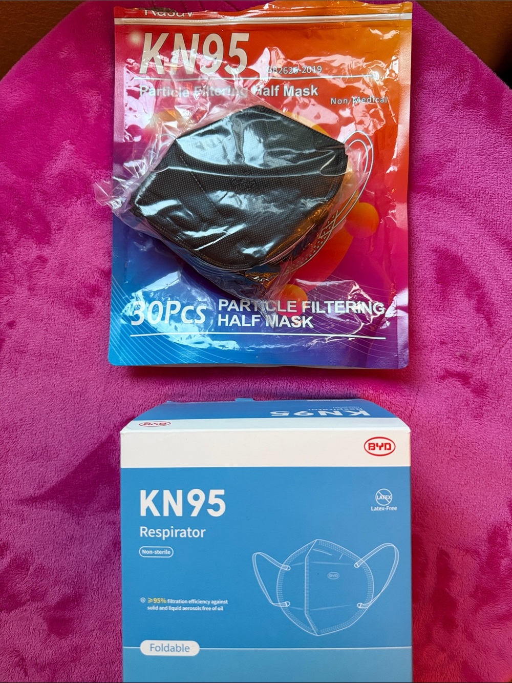 BYD KN95 Respirator Face Masks - Black and white